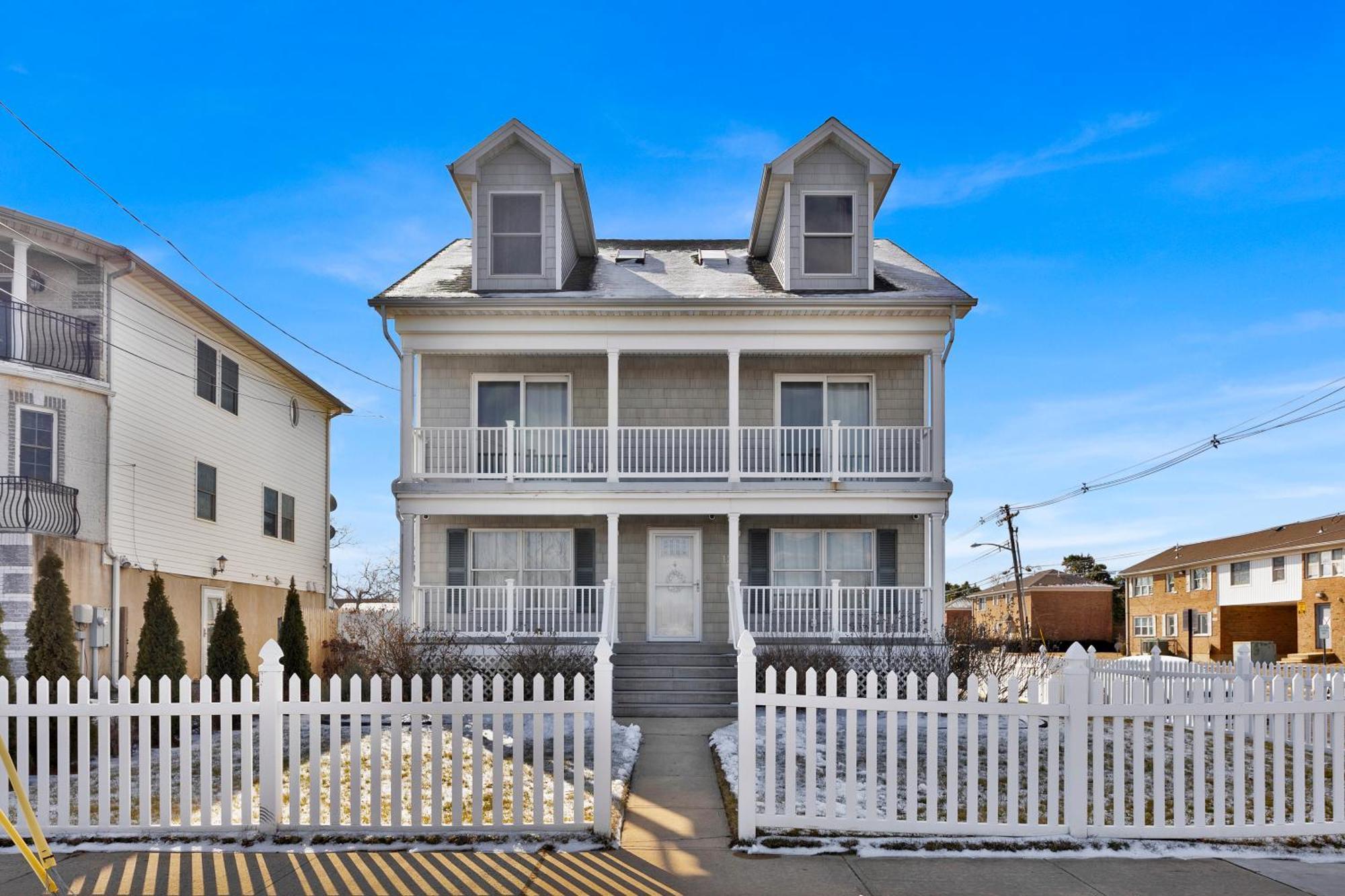 Oceanfront Villa With Skyline Views Keansburg Extérieur photo