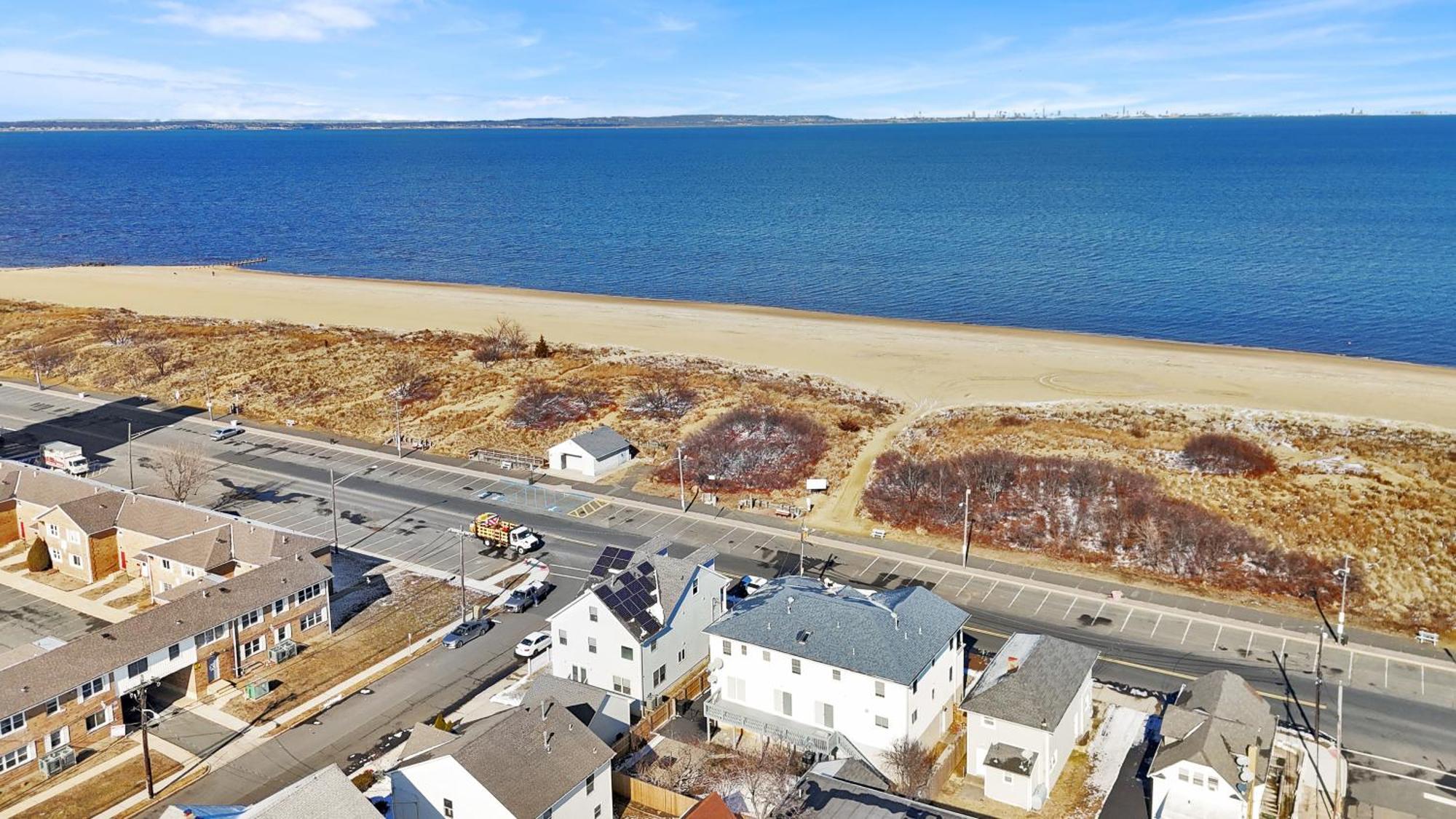 Oceanfront Villa With Skyline Views Keansburg Extérieur photo